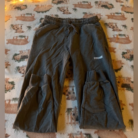 Women’s Gymshark Size Small Sweatpants - Picture 1 of 2
